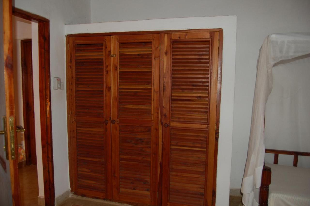 Joysvilla Family Holiday Home Malindi Rum bild