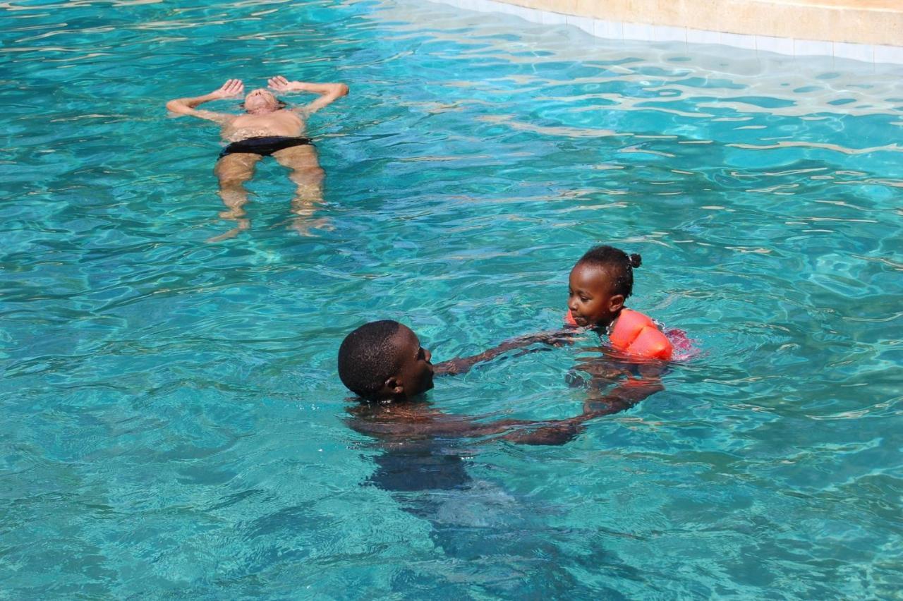 Joysvilla Family Holiday Home Malindi Exteriör bild