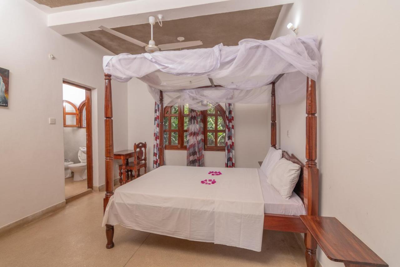 Joysvilla Family Holiday Home Malindi Exteriör bild